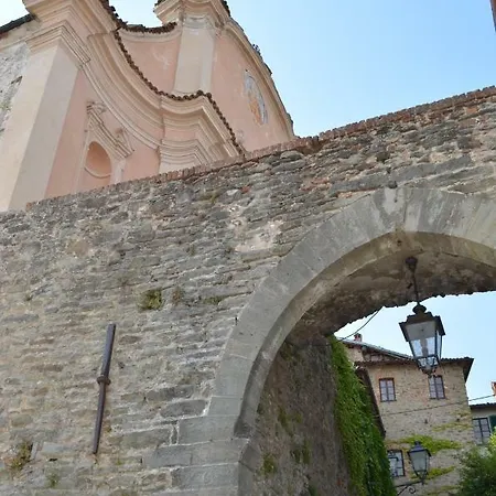 Ca Da Nonna Bed & Breakfast Pareto