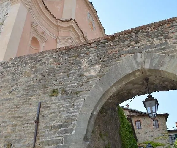 Ca Da Nonna לינה וארוחת בוקר Pareto