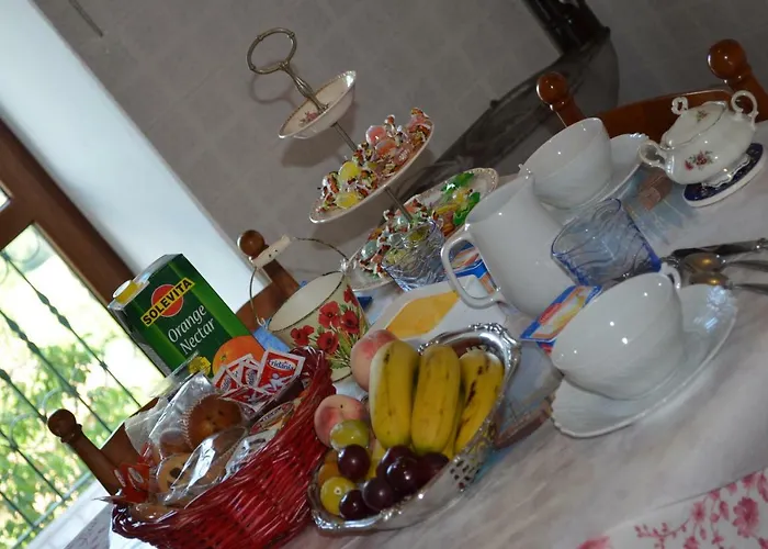 לינה וארוחת בוקר Ca Da Nonna *